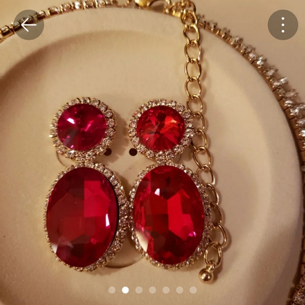 Red Ruby Rhinestone Necklace Set - Picture 2 of 12